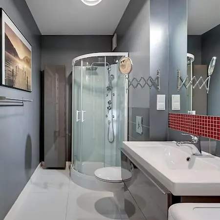 Grand - Bora Premium W Sopocie 소포트